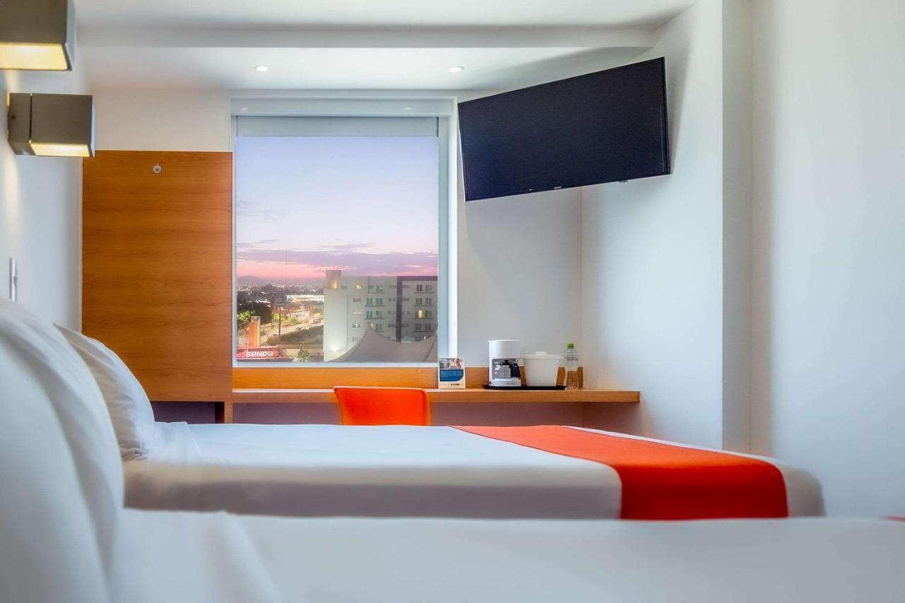 Sleep Inn Leon Antares 외부 사진